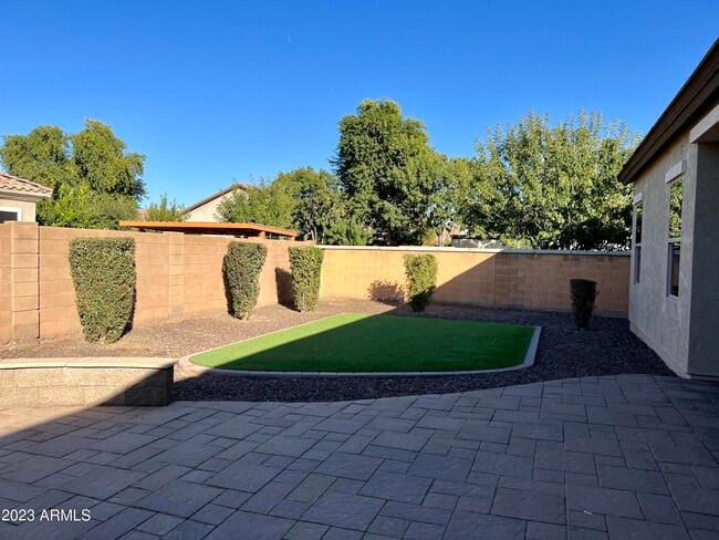 Building Photo - 20296 E Sonoqui Blvd