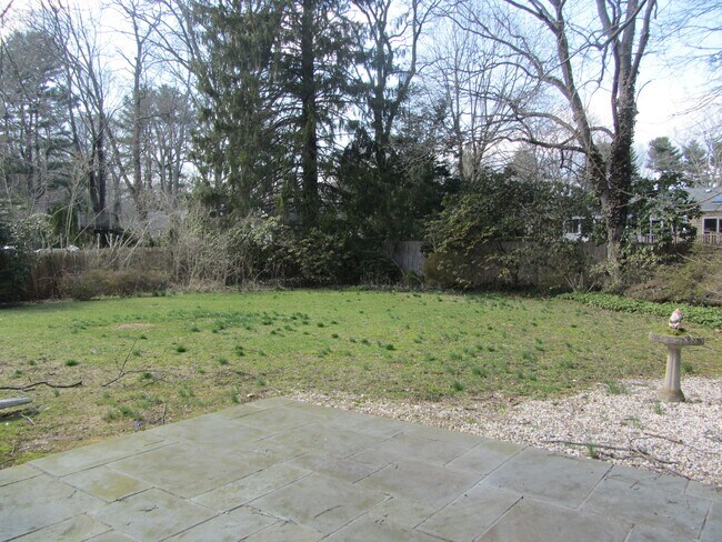 Building Photo - 29 Amherst Ct