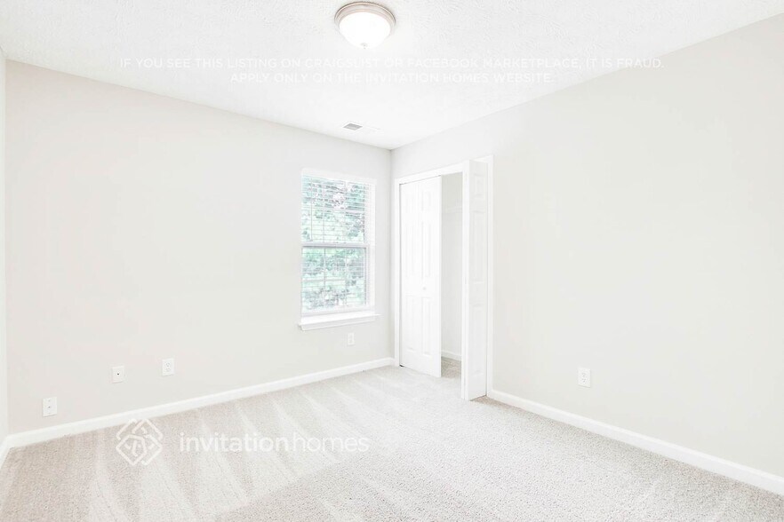 Building Photo - 7116 Springchase Way
