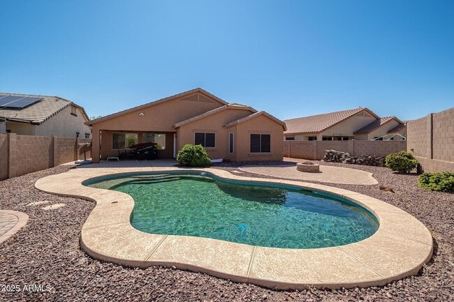 Building Photo - 25256 W Darrel Dr