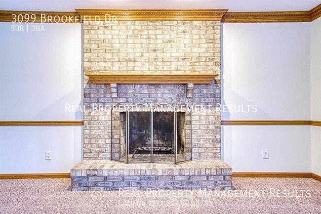 Building Photo - 3099 Brookfield Dr