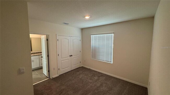 Building Photo - 1446 Isleta Lp