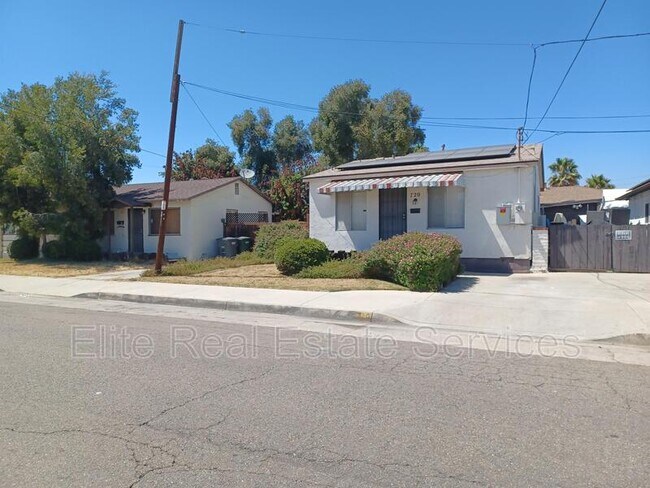 Building Photo - 720 Chamberlain Ave