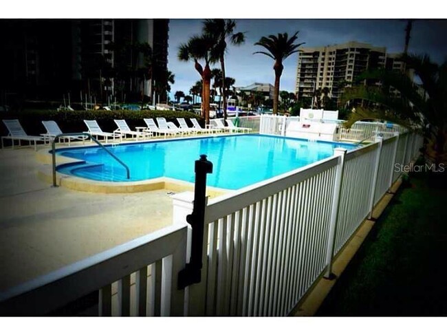 Building Photo - 1651 Sand Key Estates Ct
