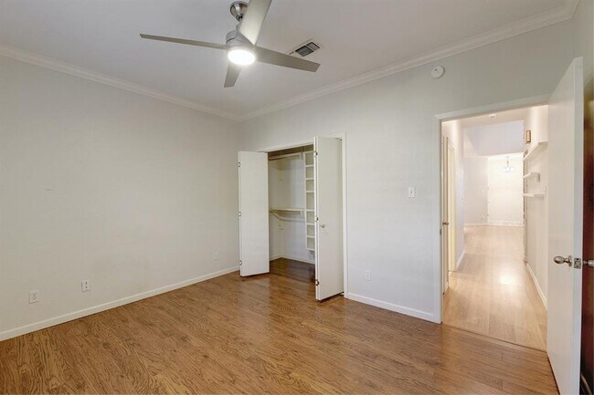 Building Photo - 8518 Fathom Cir