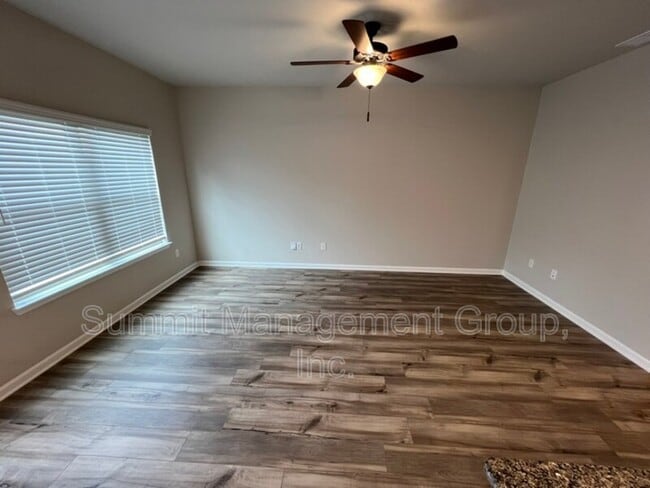 Building Photo - 130 Skipjack Ct