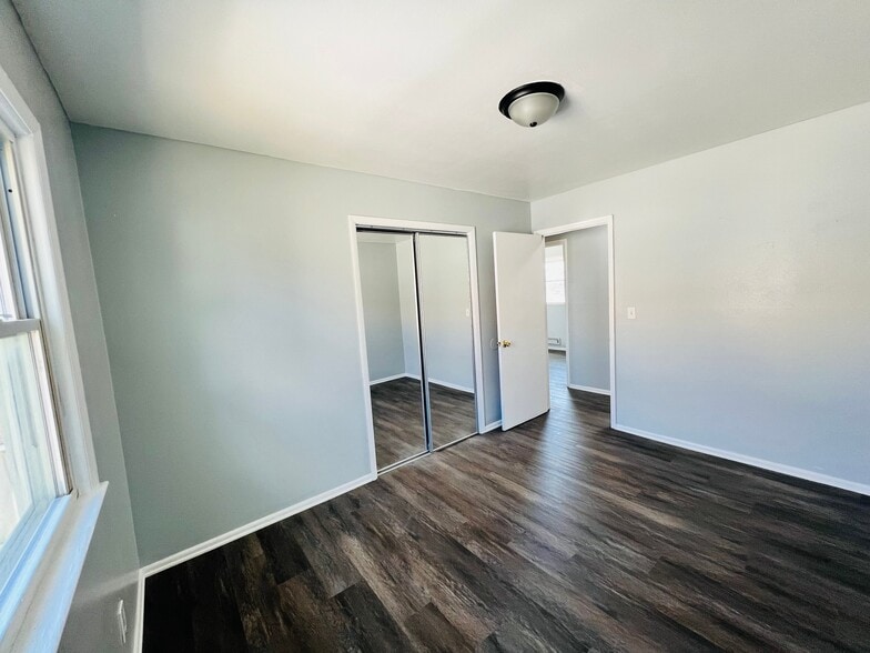 Building Photo - 5856 N 63rd St