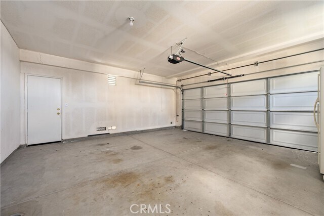 Building Photo - 17526 Orangetree Dr