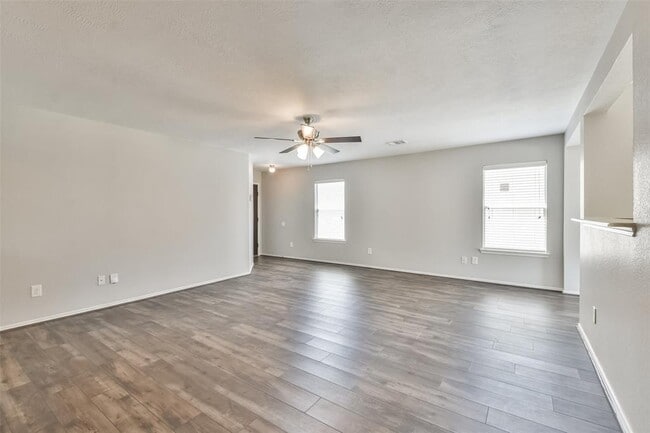 Building Photo - 15515 Echo Stable Ln