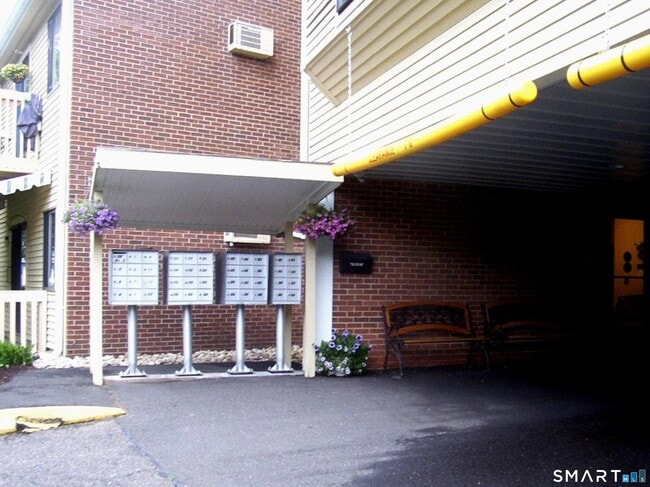 Building Photo - 40 Firetown Rd