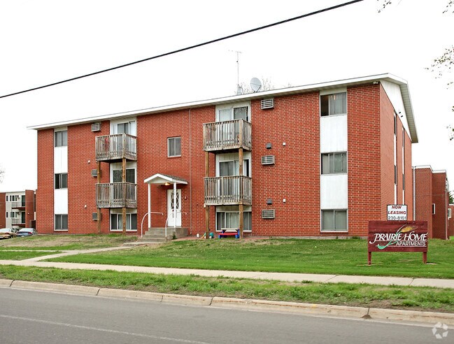 Primary Photo - Prairie Home Apartments