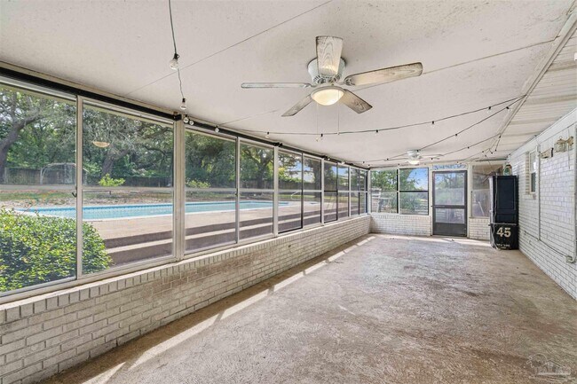 Building Photo - 3066 Rosa Del Villa Dr