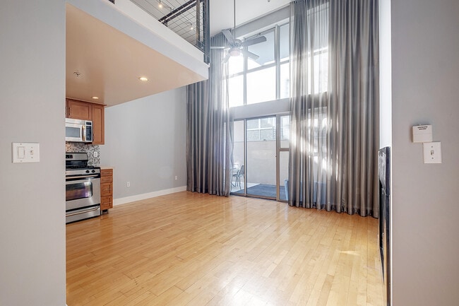 Building Photo - 68 Harriet St