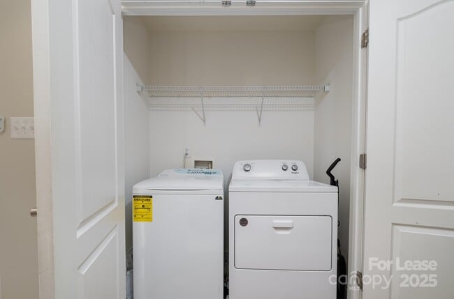 Building Photo - 309 Hurston Circle