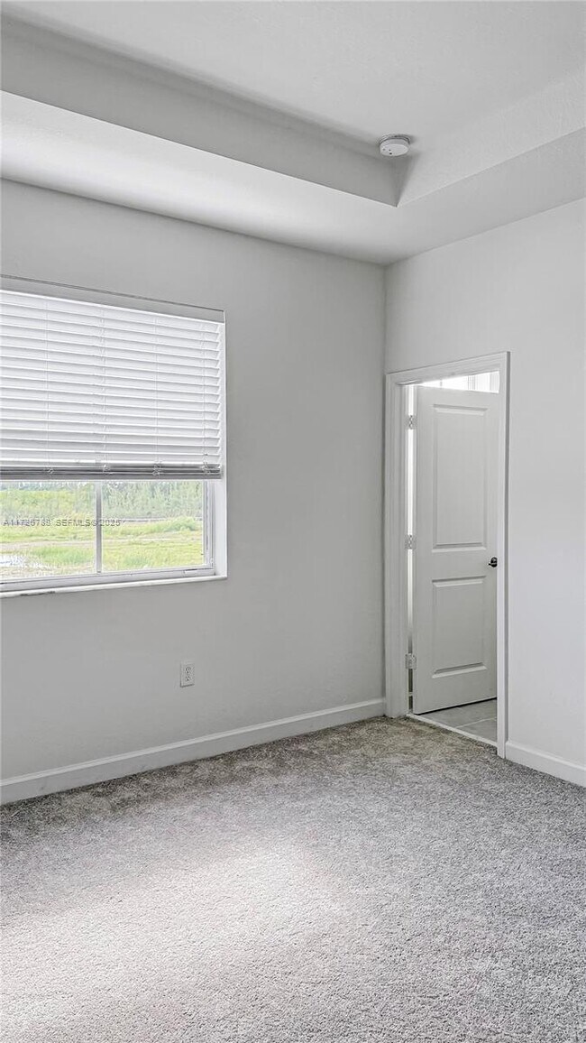 Building Photo - 2618 SE 29th St