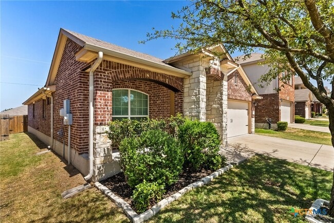 Building Photo - 9510 Shimla Drive