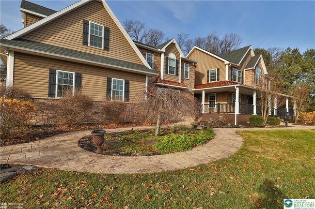 Building Photo - 284 Walker Rd
