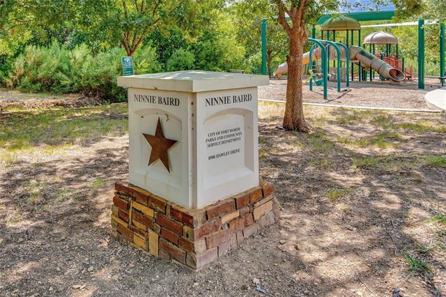 Building Photo - 9144 Hawley Dr