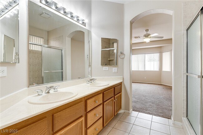 Building Photo - 6412 N Starling Mesa St