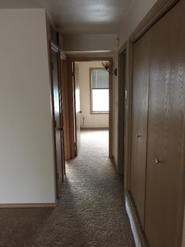 Building Photo - 1604 Sand Ct