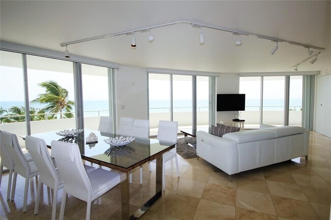 Building Photo - 5151 Collins Ave