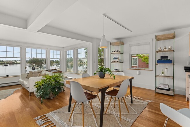 Building Photo - 148 Whipple Rd