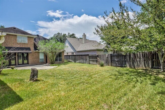 Building Photo - 12310 Lakeshore Ridge Ct