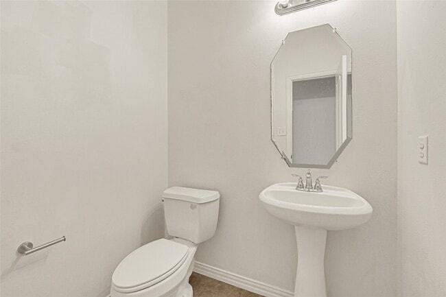 Building Photo - 5010 Dartmoor Ridge Trail