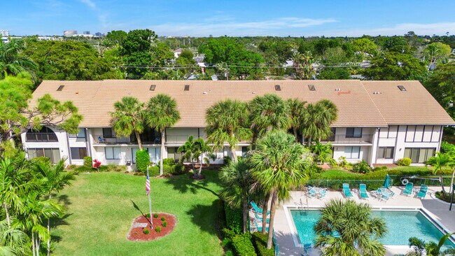 Building Photo - 3350 10th St N