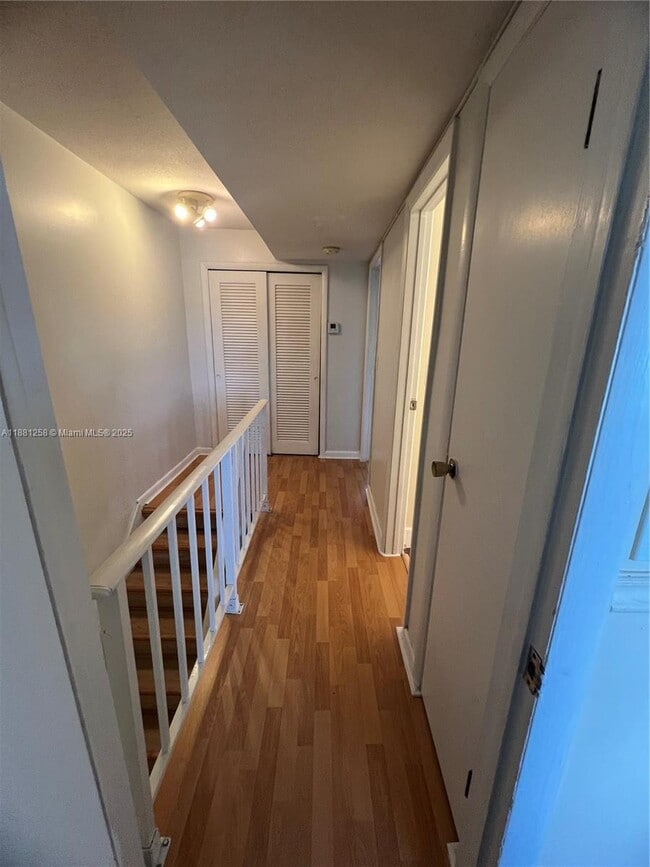 Building Photo - 8607 SW 137th Ave