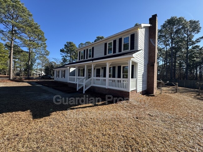 Building Photo - 879 Foxcroft Dr