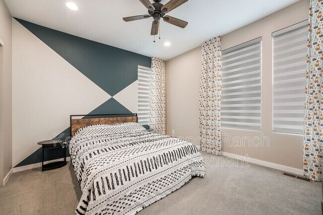 Building Photo - 9051 Southurst Ct