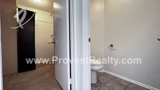 Building Photo - 15095 Laurelwood Pl