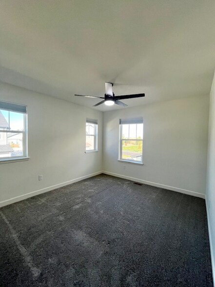 Building Photo - 2493 Winding Dr