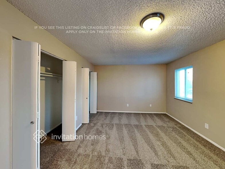 Building Photo - 1821 S Joplin St