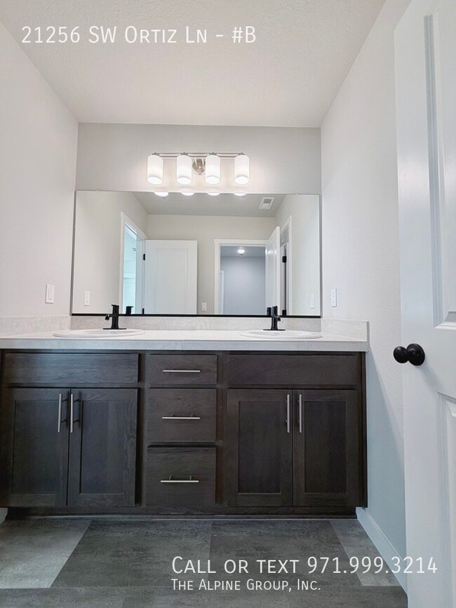 Building Photo - 21256 SW Ortiz Ln