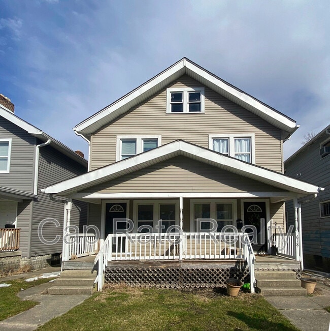 Building Photo - 616 S Ogden Ave