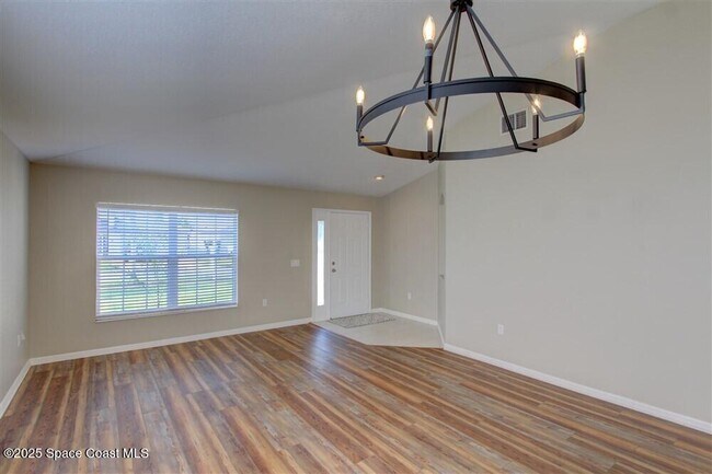 Building Photo - 4141 Chardonnay Dr