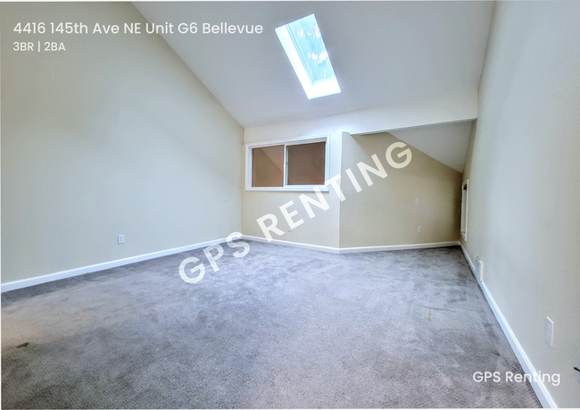 Building Photo - Beautiful Bed 3, Bath 2, in Racquet Club E...