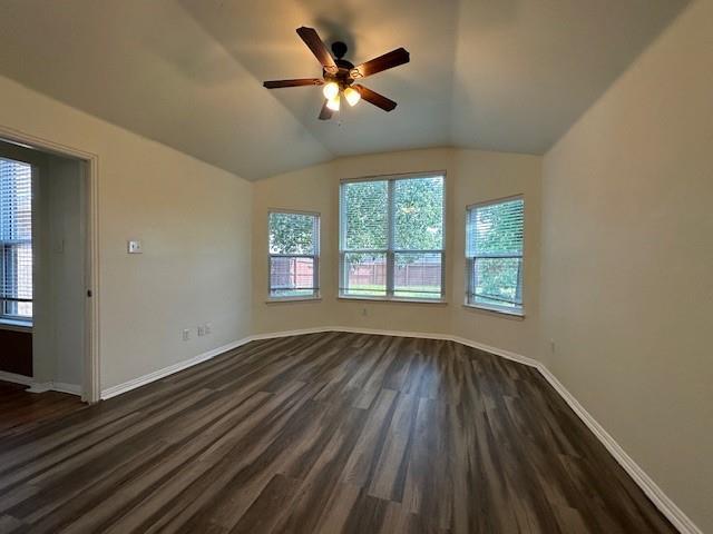 Building Photo - 1826 Lake Travis Dr