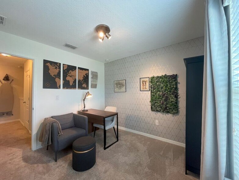 Building Photo - 203 Wentworth Grande Dr