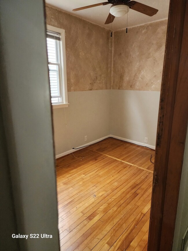 Building Photo - 13329 S Buffalo Ave