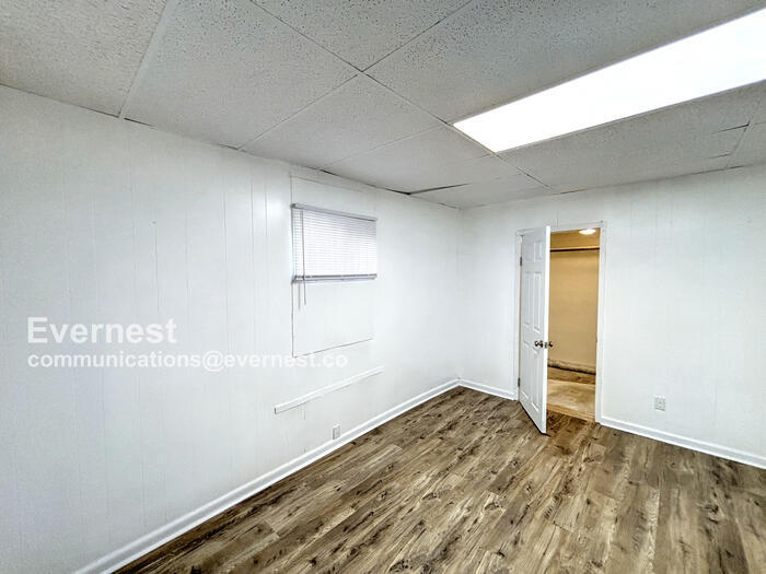 Building Photo - 4509 Highland Ave