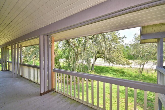 Building Photo - 5027 Sherwood Ln