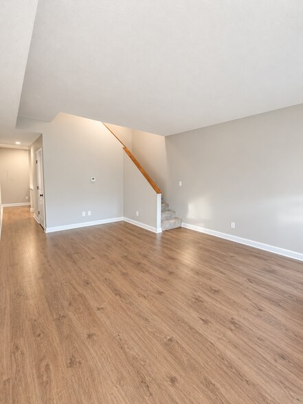 Living Space - 1814 Indianapolis Rd