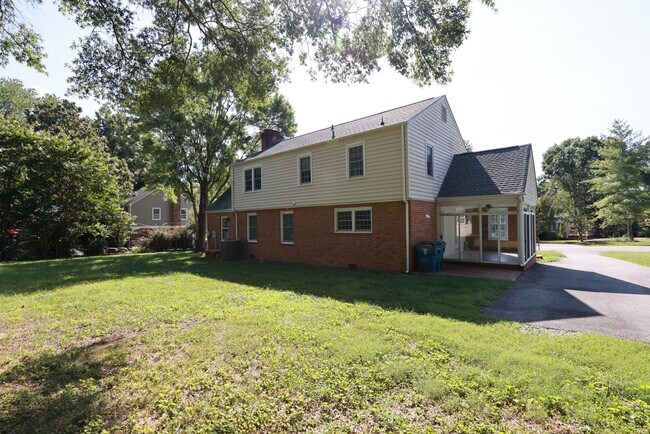 Building Photo - Incredible 2 story in West End with huge wraparound lawn