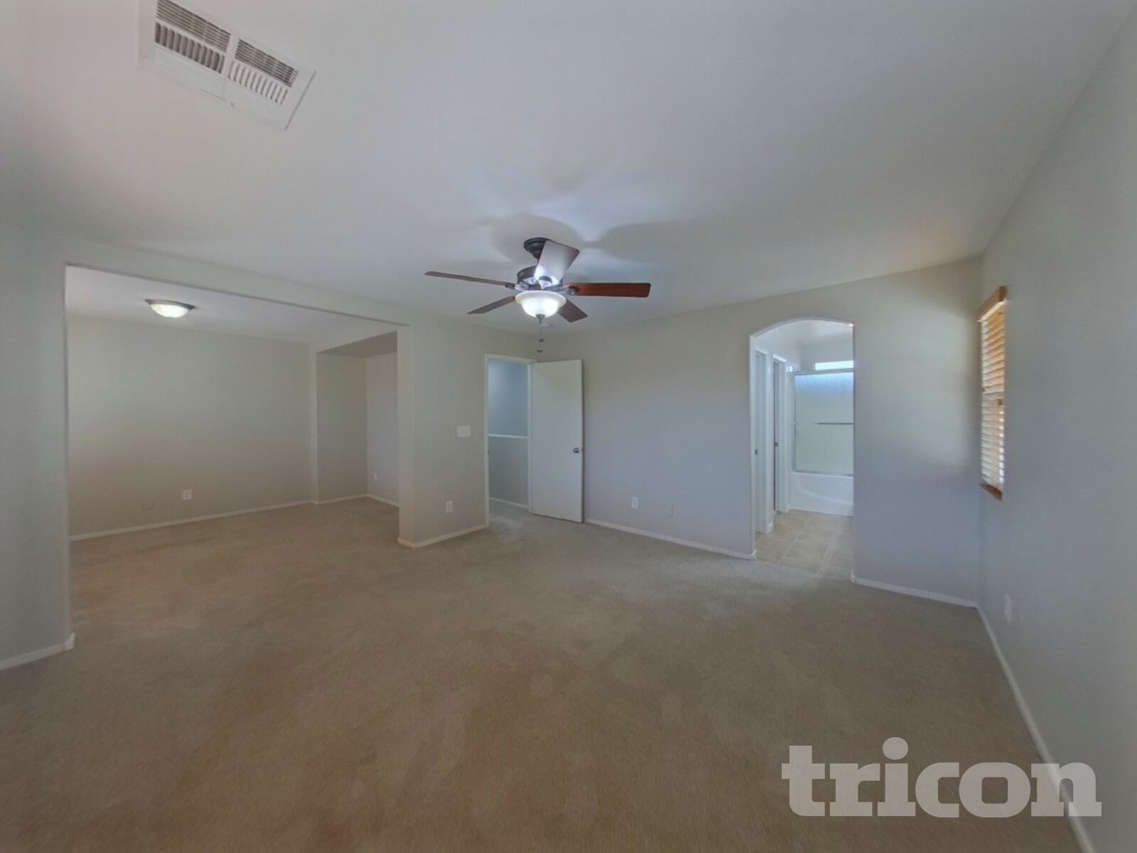 Building Photo - 10119 Deep Glen St