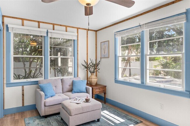 Building Photo - 759 Lantana Ave