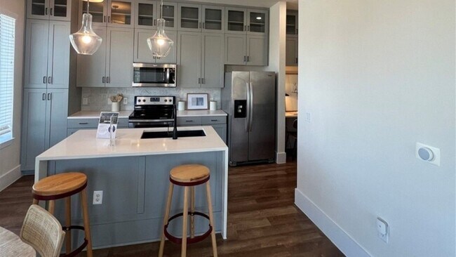 Building Photo - 1508 Blodgett St