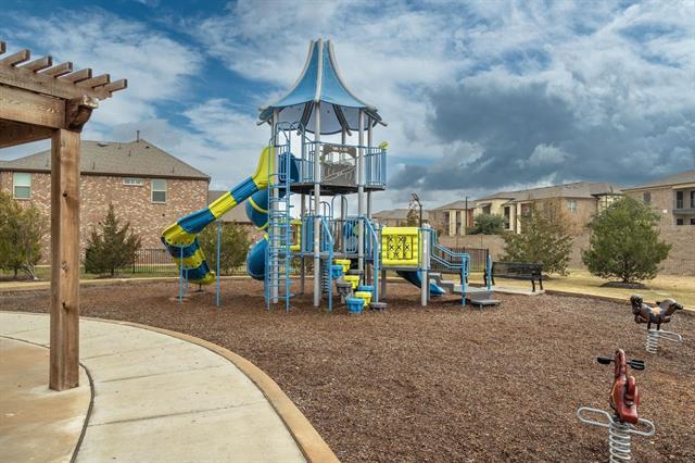 Building Photo - 2301 Rosaline Dr